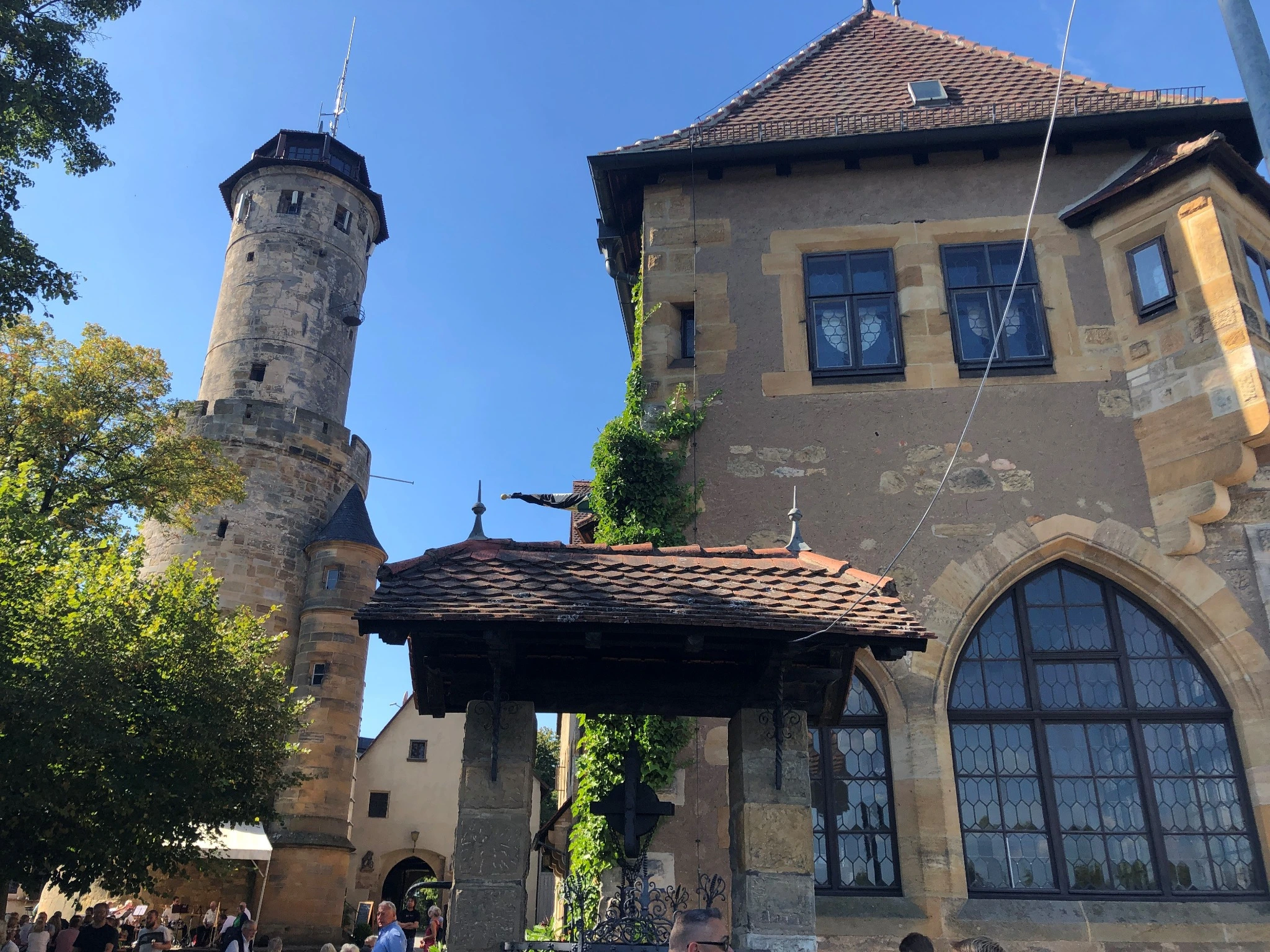 Turm und Burggebäude der Altenburg in Bamberg